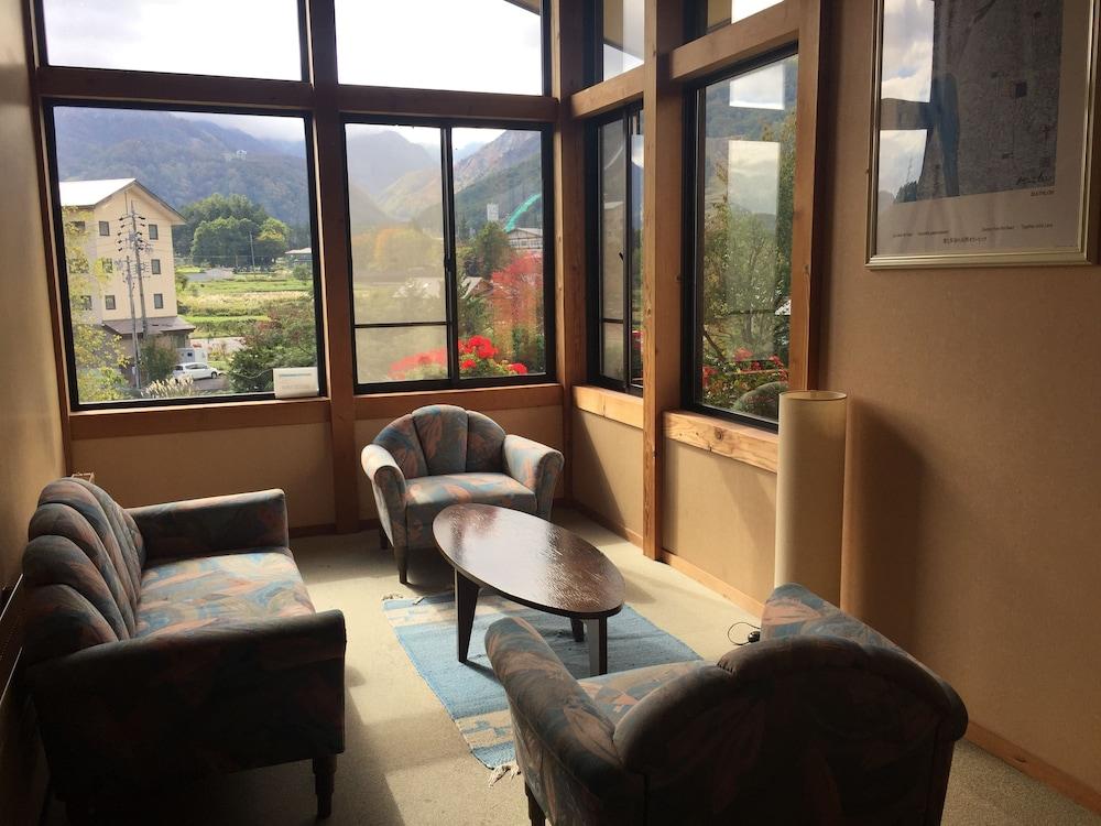 Hakuba Alpine Hotel Exterior foto