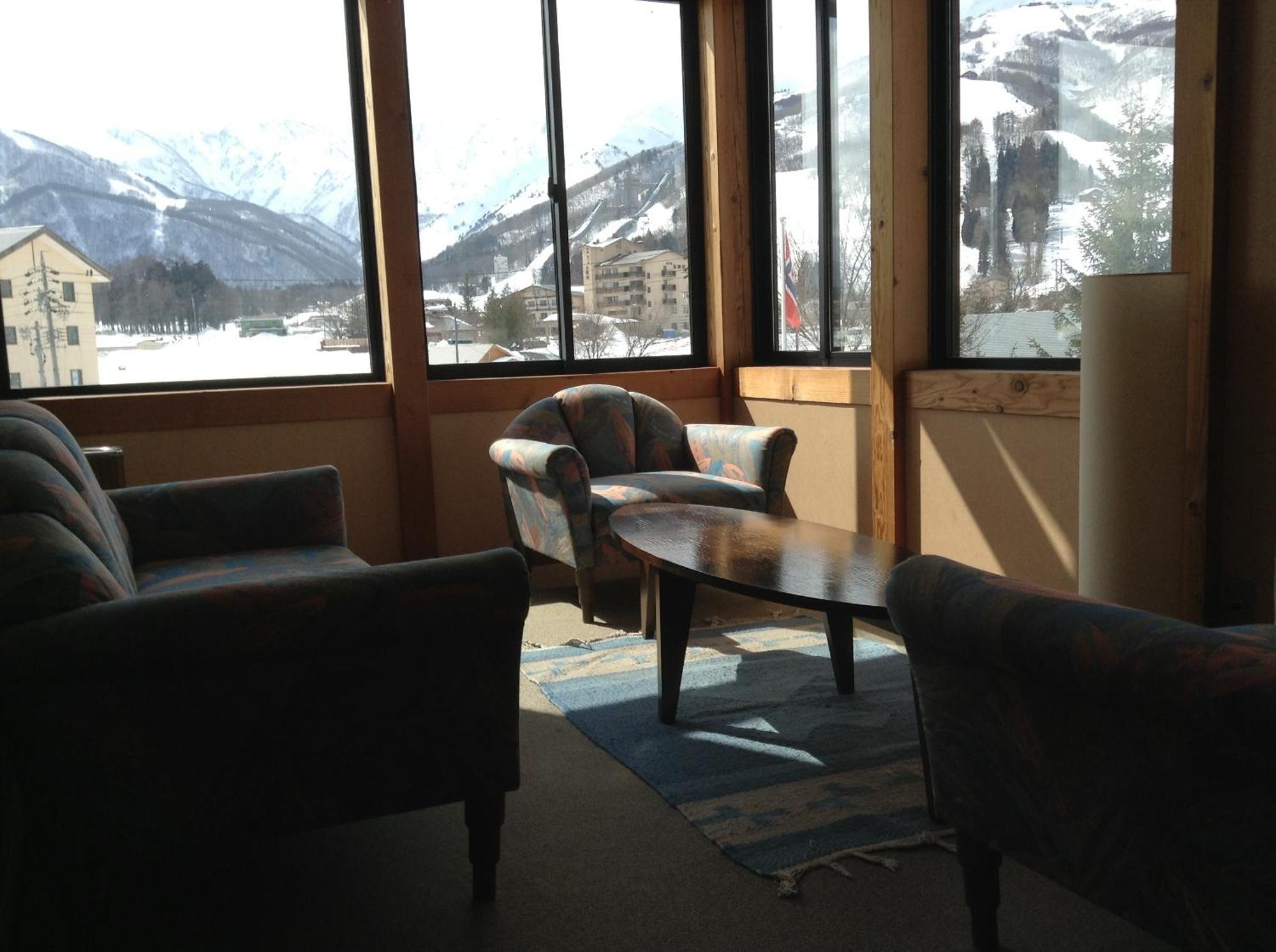 Hakuba Alpine Hotel Exterior foto